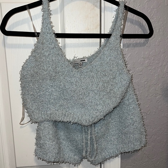 Fashion Nova Shorty Is A 10 Sweater Set - Light Blue Size XS - Picture 4 of 14